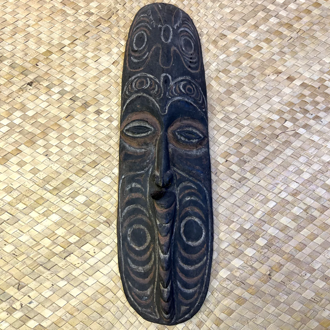 PAPUA NEW GUINEA LARGE MASK 15